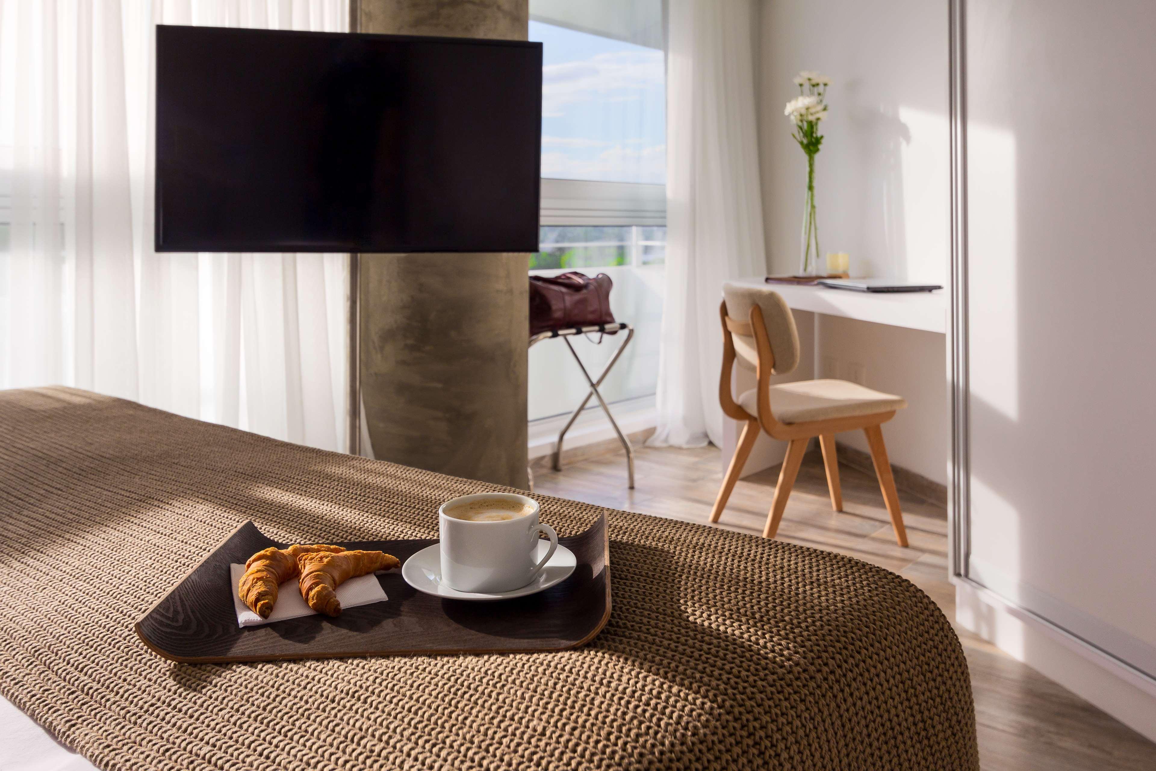 Dazzler by Wyndham Colonia Otel Colonia del Sacramento Dış mekan fotoğraf