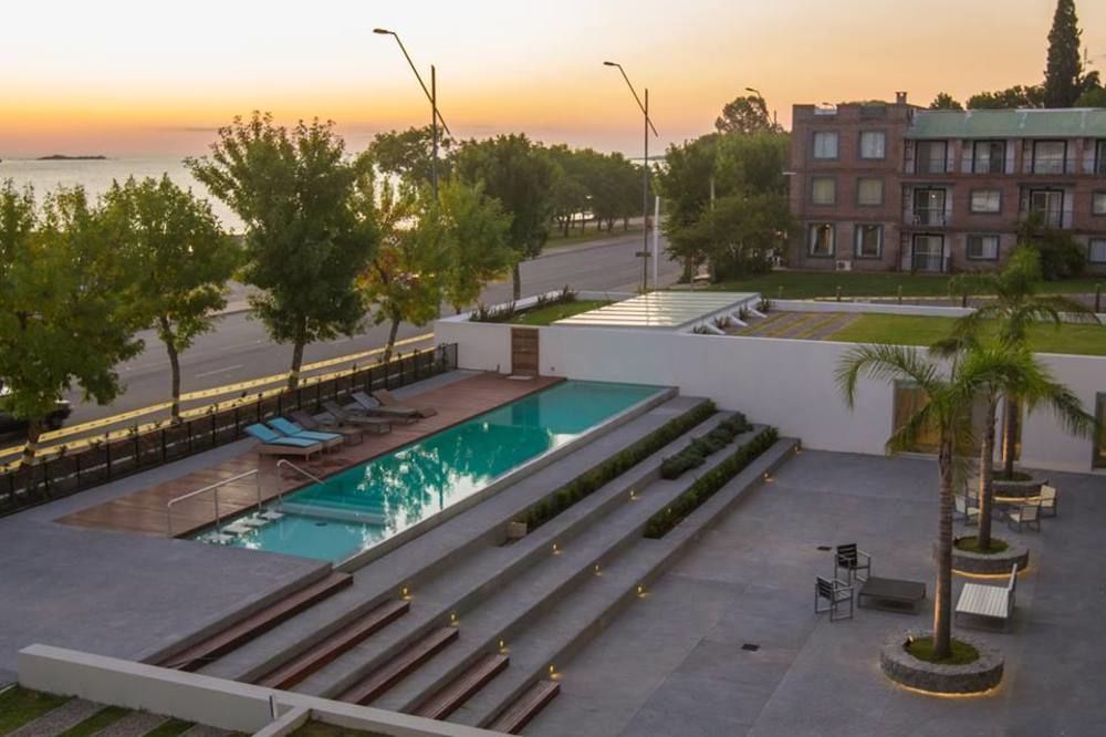 Dazzler by Wyndham Colonia Otel Colonia del Sacramento Dış mekan fotoğraf