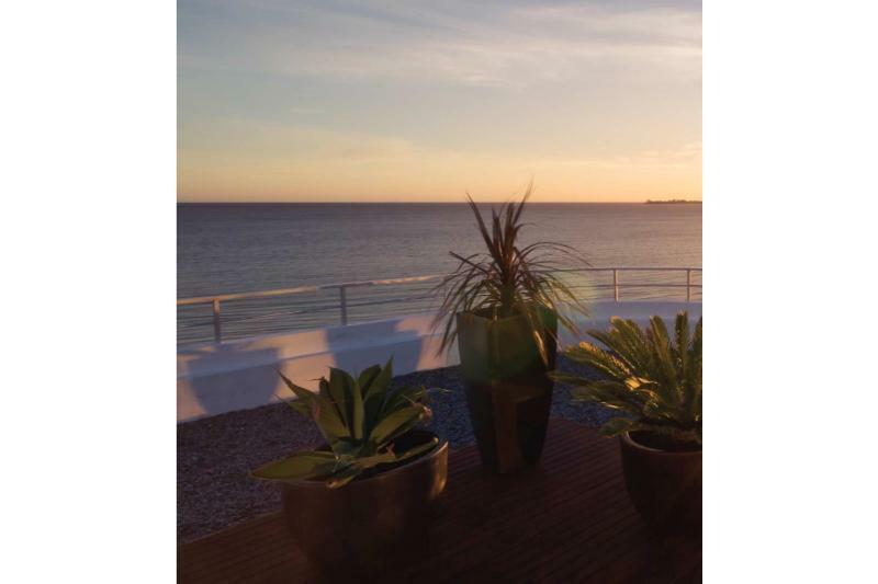Dazzler by Wyndham Colonia Otel Colonia del Sacramento Dış mekan fotoğraf