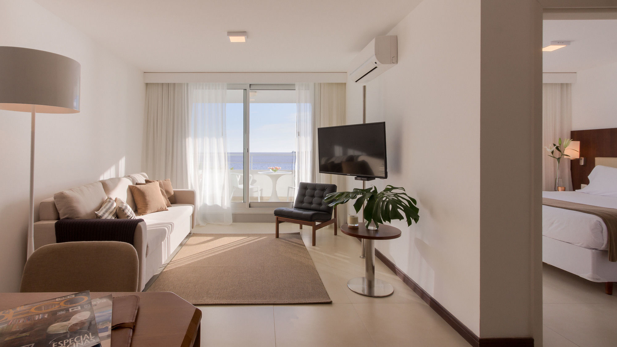 Dazzler by Wyndham Colonia Otel Colonia del Sacramento Dış mekan fotoğraf